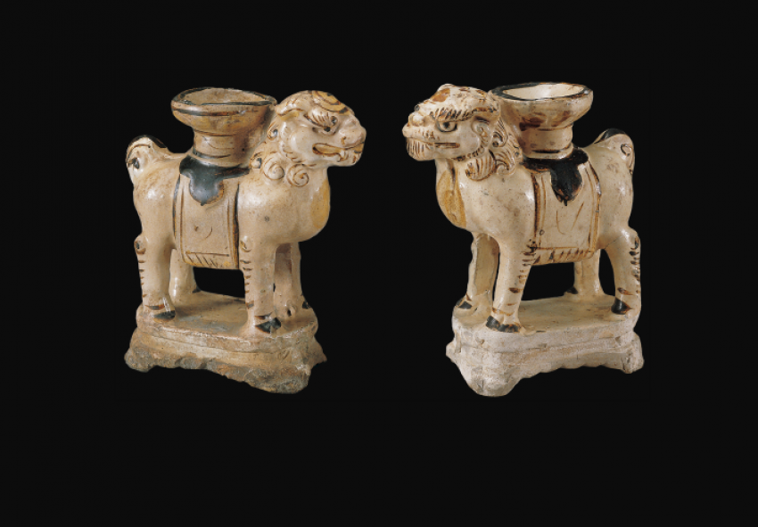 元磁州窑狮形烛台（2件） 常州博物馆藏-古玩图集网