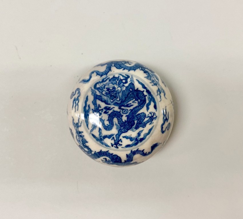 中国美術 古玩 青華染付 乾隆年製 爵禄封侯 山水紋樣 蓋合 中国美術