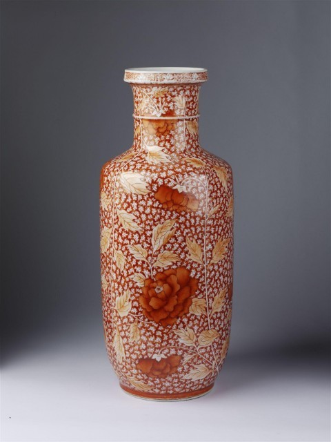 清康熙矾红彩牡丹纹棒槌瓶英国V&A博物馆藏-古玩图集网